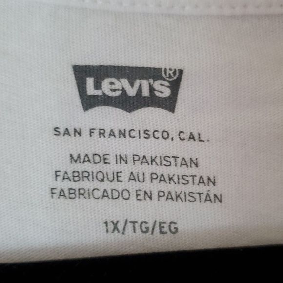 NWT - Levi's Classic Pocket Slub T-Shirt - Picture 4 of 8